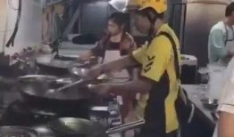 瑞丽外卖小哥爆料新闻视频,揭秘外卖行业幕后真相